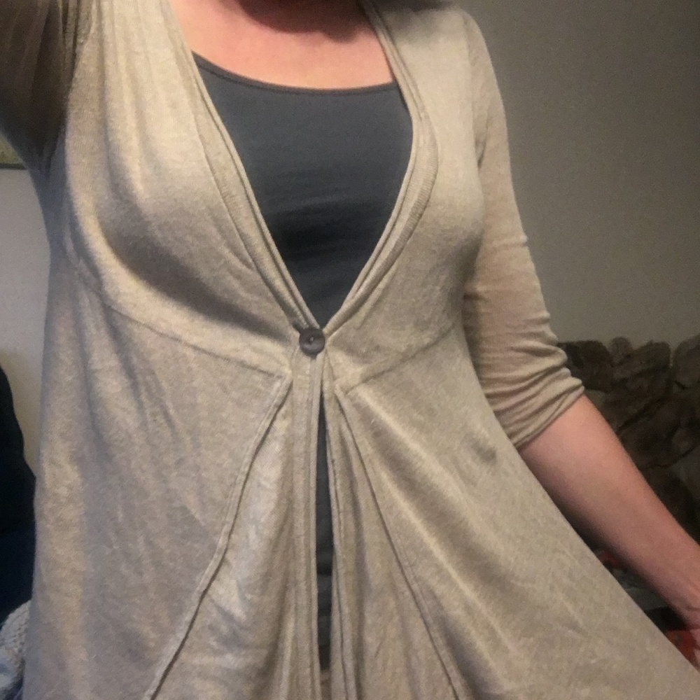 Paperwhite flowy linen single button cardigan